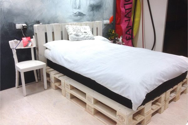 Кровать из поддонов №5 — Кровати из поддонов